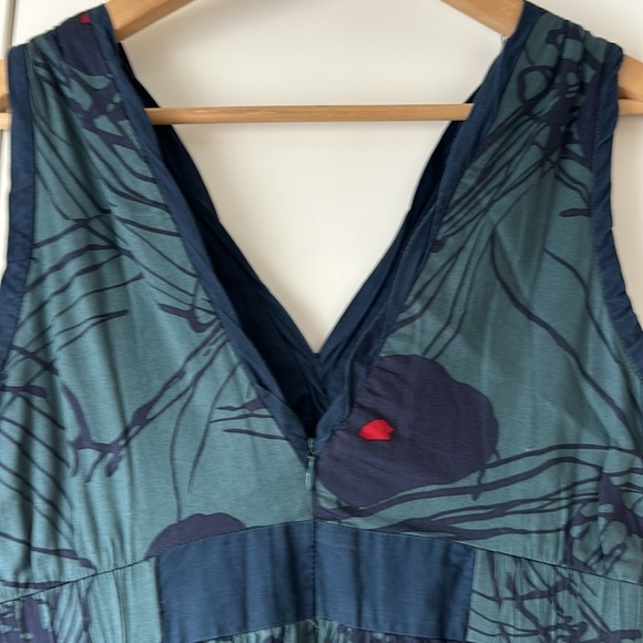 Marc Jacobs Dress. Size 4. - Picture 3 of 5
